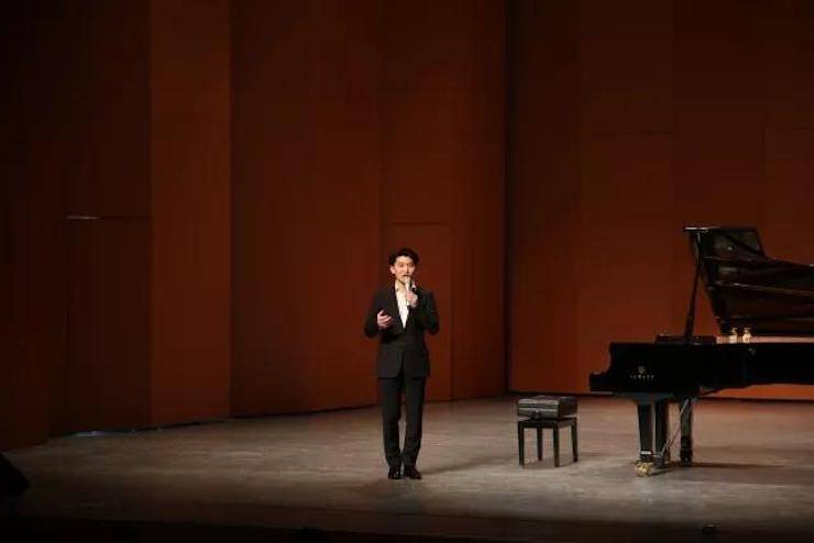 2017八大胜亚洲音乐奖学金?内蒙古艺术学院颁奖仪式暨八大胜艺术家鲍释贤钢琴音乐会成功举行