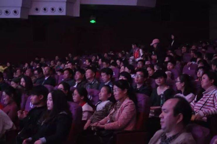 2017八大胜亚洲音乐奖学金?九江学院专场颁奖仪式暨八大胜艺术家鲍释贤钢琴独奏音乐会圆满落幕