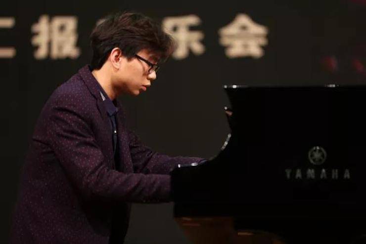 奏响青春旋律，添彩艺术人生|2017八大胜亚洲音乐奖学金综合师范类院系全国汇报音乐会（第一。┰猜淠