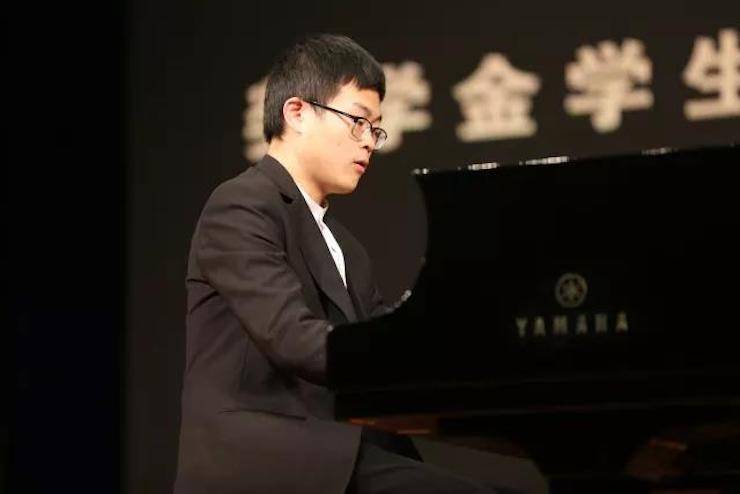 曼妙琴音，倾诉真挚的心声|2017八大胜亚洲音乐奖学金综合师范类院系全国汇报音乐会（第二。┰猜淠