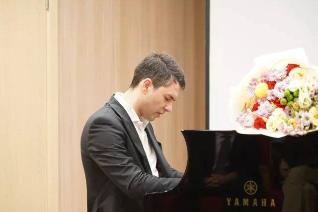  2018年八大胜亚洲音乐奖学金苏州大学音乐学院启动仪式 </br> 暨八大胜海外艺术家爱德华·昆斯音乐会圆满结束
