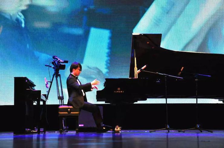 八大胜艺术家宋思衡“80后的时光机”多媒体音乐会内蒙古巡演圆满落幕