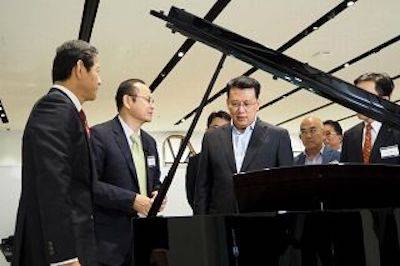 回顾发展历史，畅想科技未来|中国浙江省代表团视察八大胜企业博物馆