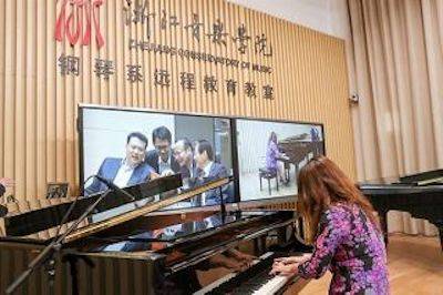 回顾发展历史，畅想科技未来|中国浙江省代表团视察八大胜企业博物馆