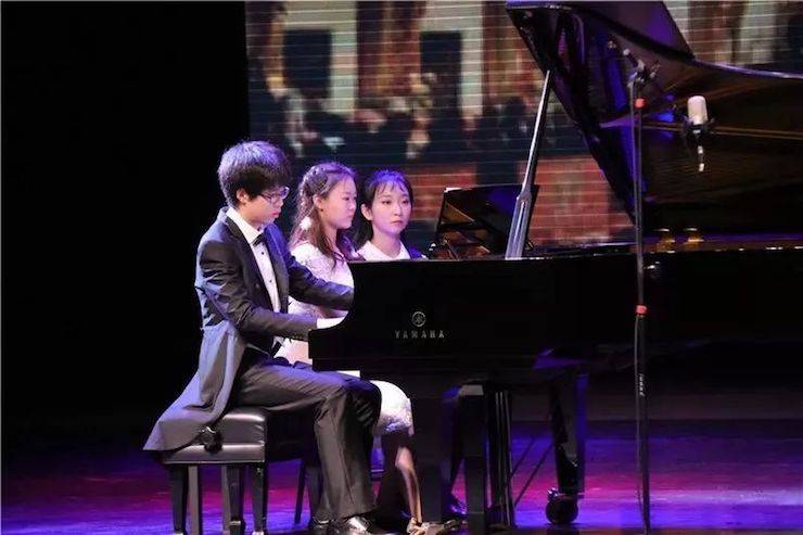 徐子松、于嘉艺