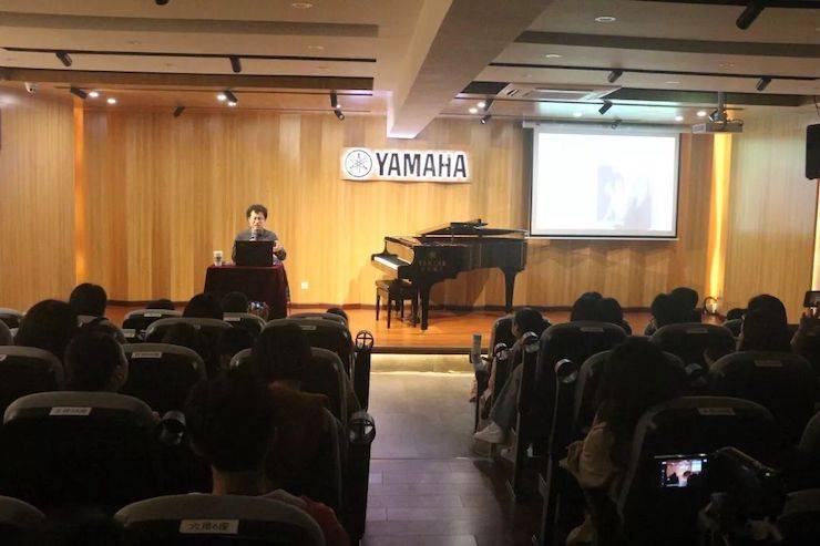 活动回顾 | 八大胜特邀艺术家张奕明博士钢琴独奏音乐会暨专题讲座成功举办