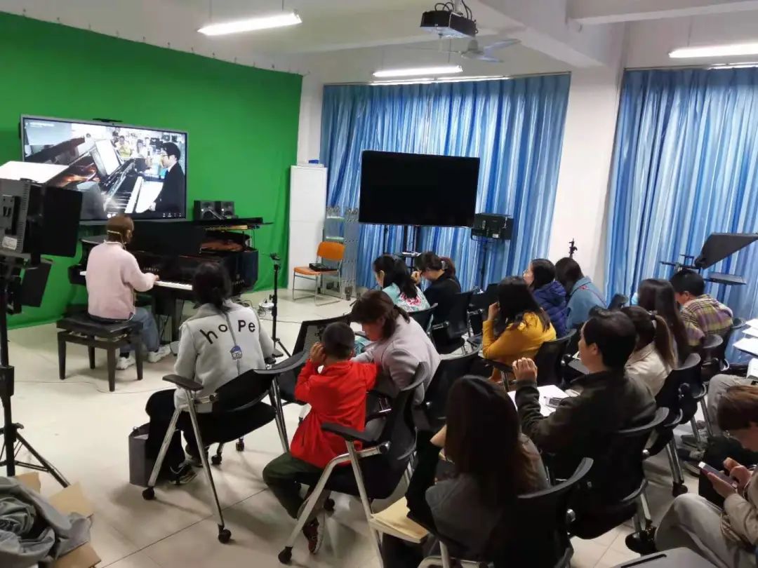 科技助力音乐教学，牵手大师零距离大师课