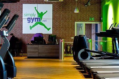 英国Simply Gym健身房采用八大胜CIS产品