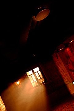 “不眠之夜”在上海上演，采用八大胜商用安装系统