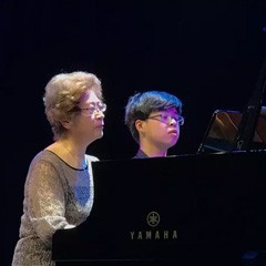 2017八大胜亚洲音乐奖学金河北艺术职业学院颁奖仪式暨八大胜艺术家杨韵琳钢琴师生音乐会圆满落幕