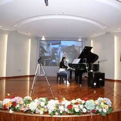 八大胜自动演奏钢琴让音乐盛宴与高科技碰撞
